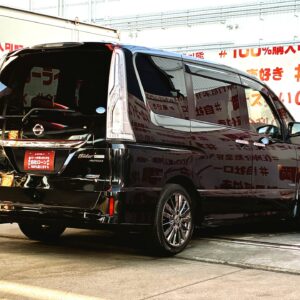 SERENA セレナ ライダーパフォーマンススペックブラックライン S-HYBRID 【特別仕様車】【車検2年付】