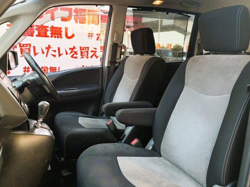 SERENA セレナ ライダーパフォーマンススペックブラックライン S-HYBRID 【特別仕様車】【車検2年付】