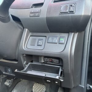SERENA セレナ ライダーパフォーマンススペックブラックライン S-HYBRID 【特別仕様車】【車検2年付】