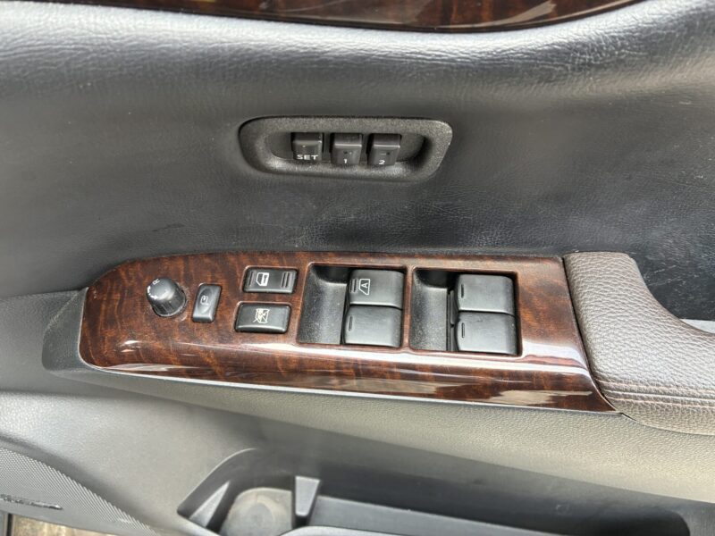 ELGRAND エルグランド ハイウェイスタープレミアム【特別仕様車】