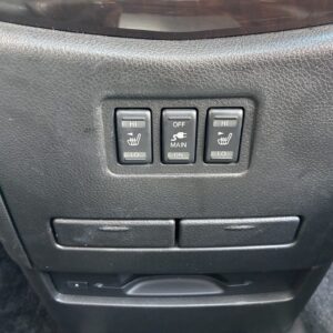 ELGRAND　エルグランド　ハイウェイスタープレミアム【特別仕様車】