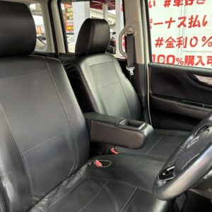 N-BOX　カスタム　G　SSパッケージ【特別仕様車】【車検2年付】