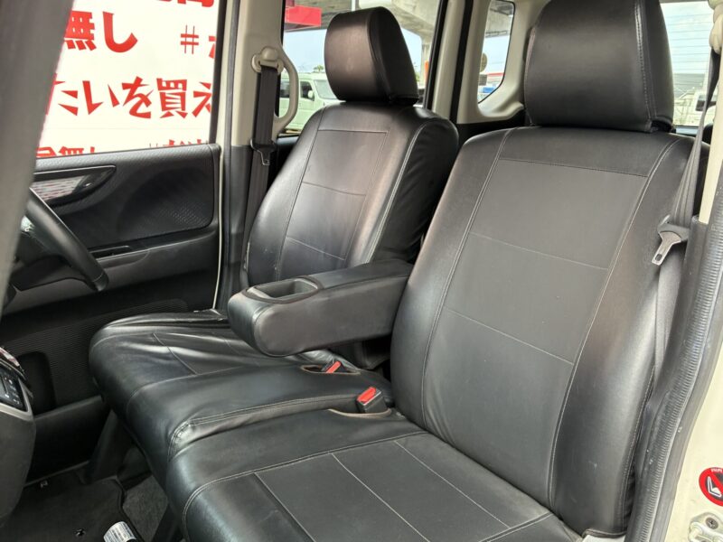 N-BOX カスタム G SSパッケージ【特別仕様車】【車検2年付】