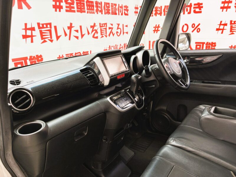 N-BOX カスタム G SSパッケージ【特別仕様車】【車検2年付】