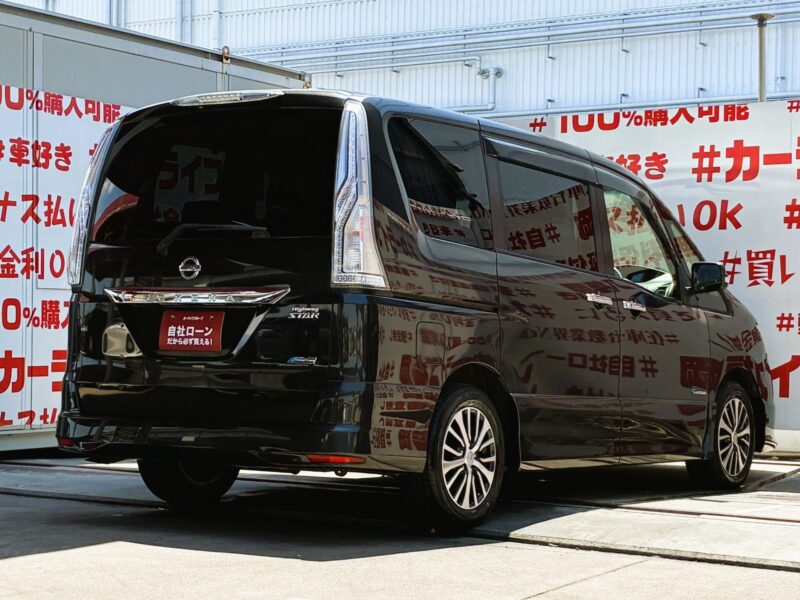 SERENA セレナ ハイウェイスターVセレクション+セーフティS-HV"後期型"【車検2年付】