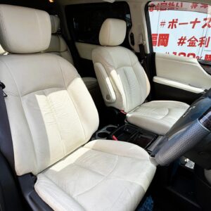 ELGRAND エルグランド ライダー 白本革シート仕様パワーシート【特別仕様車】【車検2年付】