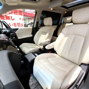 ELGRAND エルグランド ライダー 白本革シート仕様パワーシート【特別仕様車】【車検2年付】