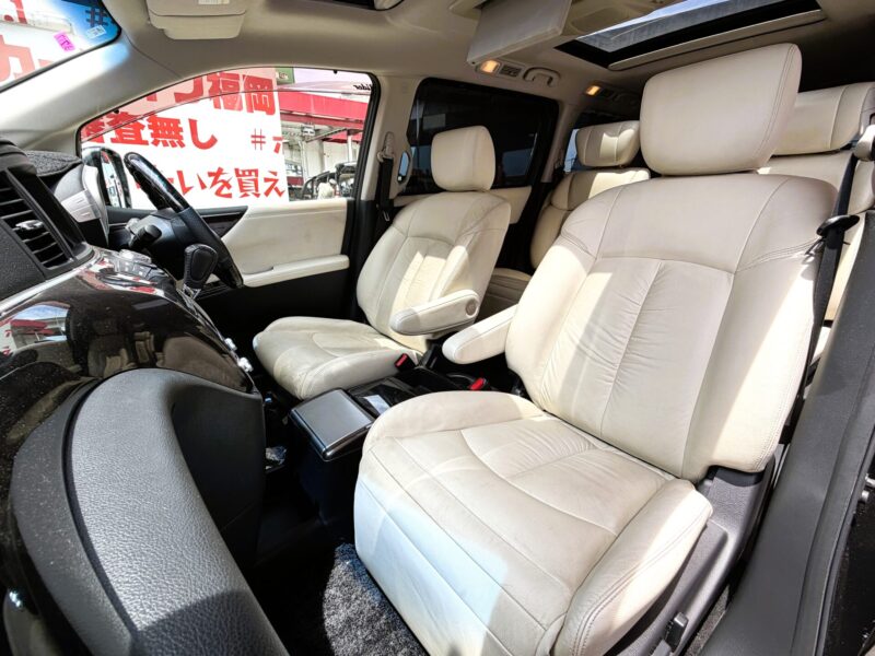ELGRAND エルグランド ライダー 白本革シート仕様パワーシート【特別仕様車】【車検2年付】