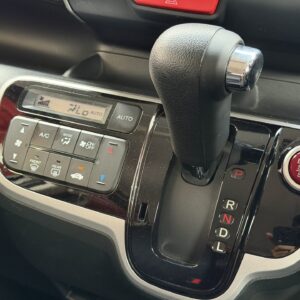 N-BOX　カスタム　G・Lパッケージ【車検２年付】 　
