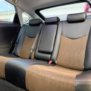 PRIUS　プリウス　Ｇ＂後期型＂【カスタム】【車検２年付】