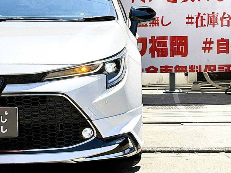 COROLLA TOURING カローラツーリング ハイブリッド W×B 【総合評価優良車】
