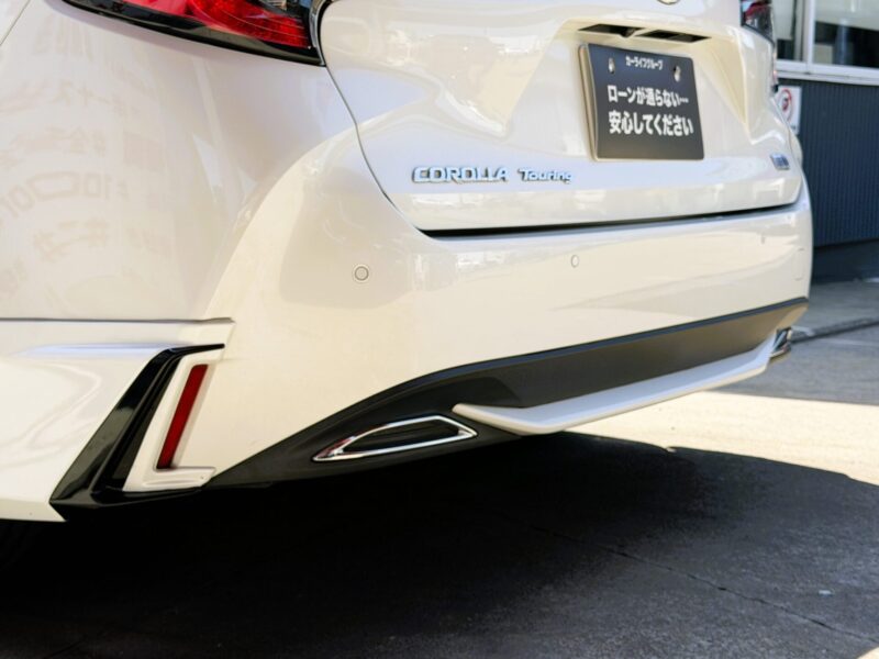 COROLLA TOURING カローラツーリング ハイブリッド W×B 【総合評価優良車】