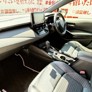 COROLLA TOURING　カローラツーリング　ハイブリッド　W×B 【総合評価優良車】