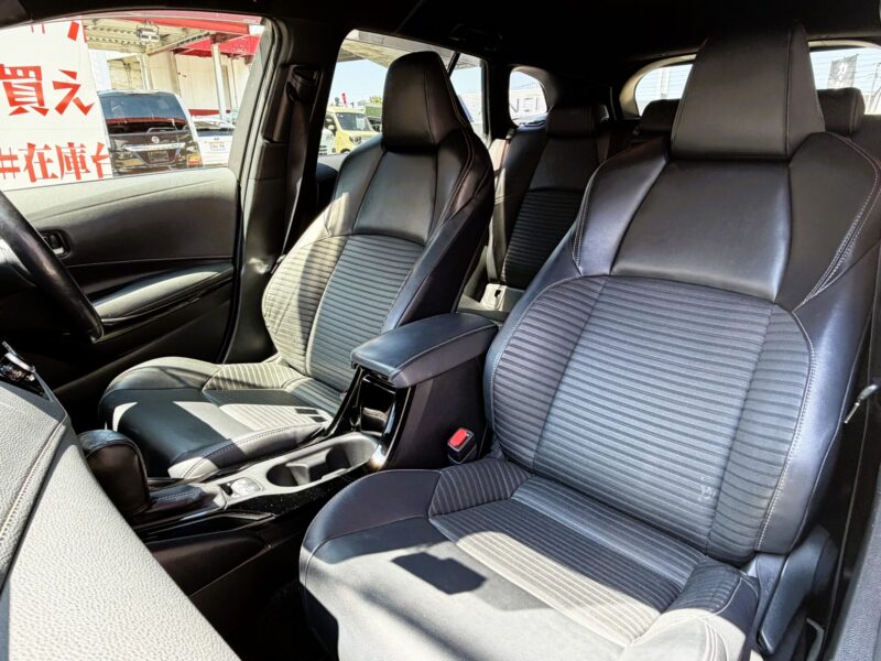 COROLLA TOURING カローラツーリング ハイブリッド W×B 【総合評価優良車】
