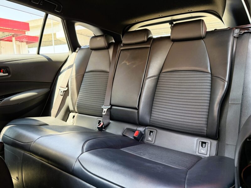 COROLLA TOURING カローラツーリング ハイブリッド W×B 【総合評価優良車】