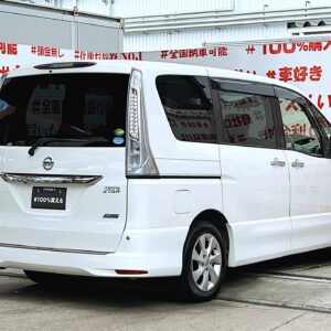 SERENA　セレナ　ハイウェイスター S-HYBRID Vセレクション【特別仕様車】【車検２年付】　