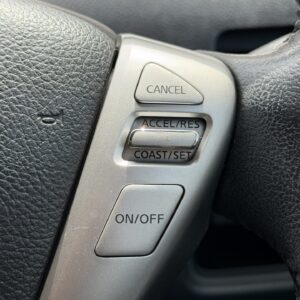 SERENA　セレナ　ハイウェイスター S-HYBRID Vセレクション【特別仕様車】【車検２年付】　