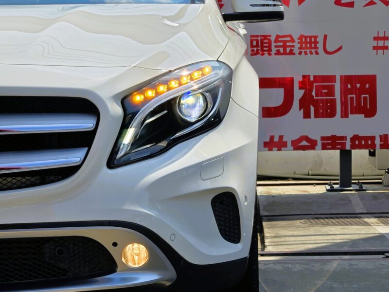 MERCEDES BENZ メルセデス・ベンツ GLA180 レーダーセーフティパッケージ【総合評価優良車】【車検2年付】