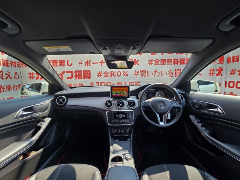 MERCEDES BENZ メルセデス・ベンツ GLA180 レーダーセーフティパッケージ【総合評価優良車】【車検2年付】