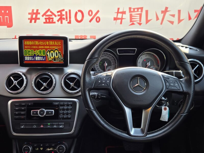 MERCEDES BENZ メルセデス・ベンツ GLA180 レーダーセーフティパッケージ【総合評価優良車】【車検2年付】