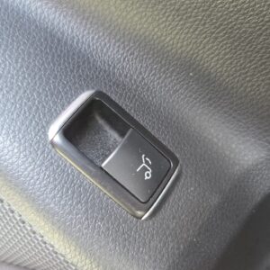 MERCEDES BENZ メルセデス・ベンツ GLA180 レーダーセーフティパッケージ【総合評価優良車】【車検2年付】