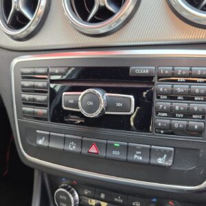 MERCEDES BENZ メルセデス・ベンツ GLA180 レーダーセーフティパッケージ【総合評価優良車】【車検2年付】