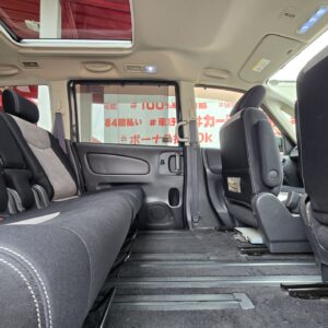 SERENA セレナ　ライダー 【総合評価優良車】【カスタム】【車検２年付】