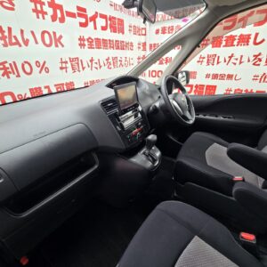SERENA セレナ　ライダー 【総合評価優良車】【カスタム】【車検２年付】