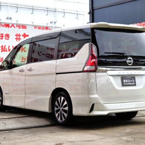 SERENA　セレナ　ハイウェイスター S-HYBRID【総合評価優良車】
