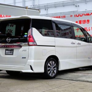 SERENA　セレナ　ハイウェイスター S-HYBRID【総合評価優良車】