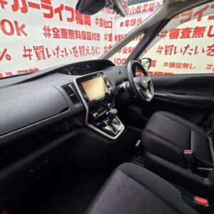 SERENA　セレナ　ハイウェイスター S-HYBRID【総合評価優良車】