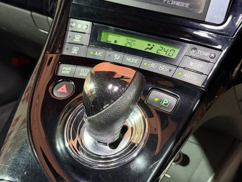PRIUS プリウス Sツーリングセレクション 【カスタム】【車検2年付】