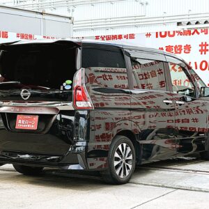 SERENA　セレナ　ハイウェイスター　VセレクションⅡ【総合評価優良車】【特別仕様車】