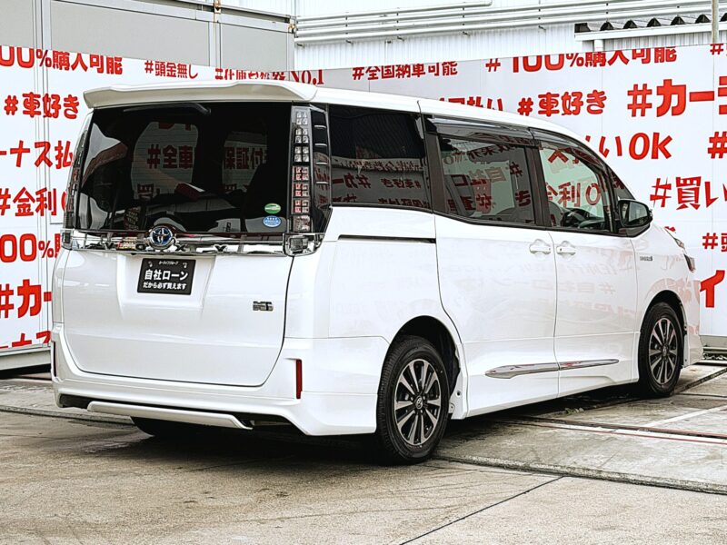 VOXY ヴォクシー ハイブリッドV【車検2年付】