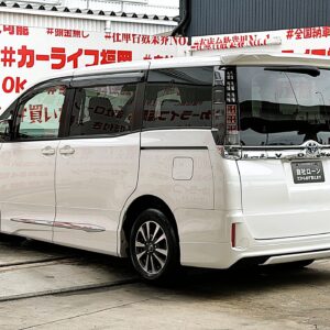VOXY ヴォクシー ハイブリッドV【車検2年付】