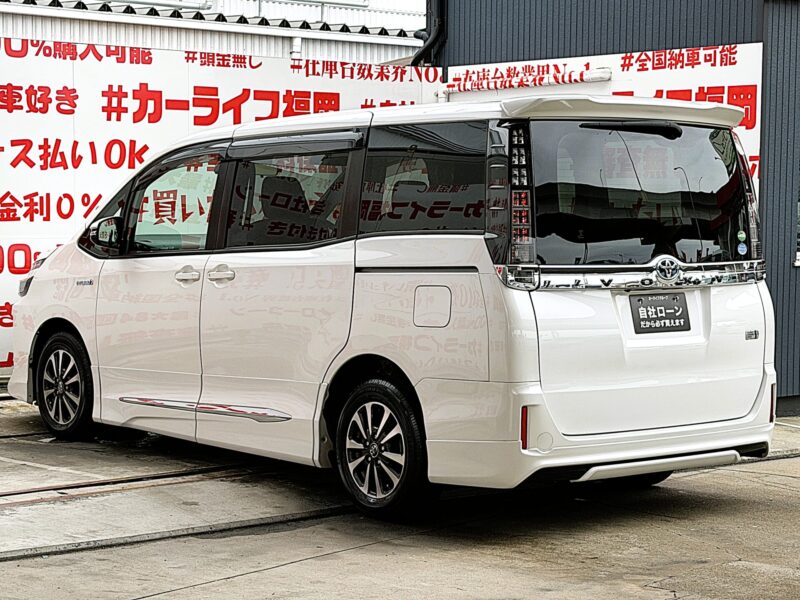 VOXY ヴォクシー ハイブリッドV【車検2年付】