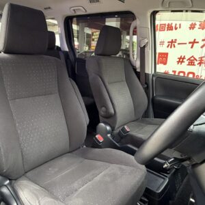 VOXY ヴォクシー ハイブリッドV【車検2年付】