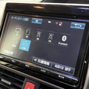 VOXY ヴォクシー ハイブリッドV【車検2年付】