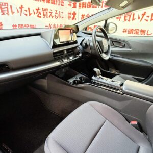 PRIUS　プリウス　X【車検２年付】