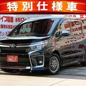 VOXY　ヴォクシー　ハイブリッドＺＳ煌Ⅱ【特別仕様車】