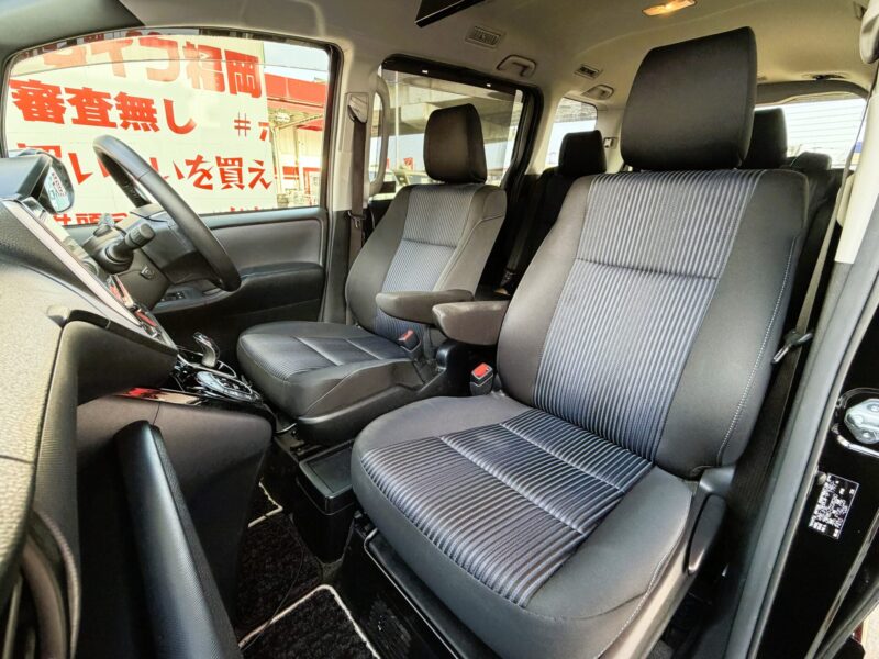 VOXY ヴォクシー ハイブリッドZS煌Ⅱ【特別仕様車】