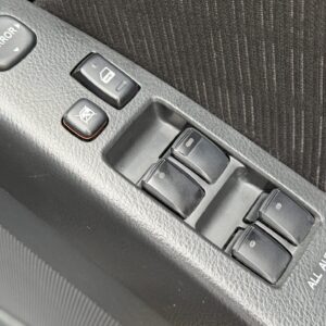 ISIS アイシス プラタナ Vセレクション【特別仕様車】【車検2年付】【ユーザー買取車】