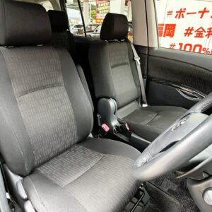ISIS アイシス プラタナ Vセレクション【特別仕様車】【車検2年付】【ユーザー買取車】