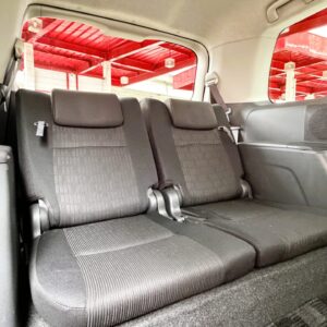 ISIS アイシス プラタナ Vセレクション【特別仕様車】【車検2年付】【ユーザー買取車】
