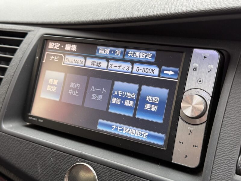 ISIS アイシス プラタナ Vセレクション【特別仕様車】【車検2年付】【ユーザー買取車】