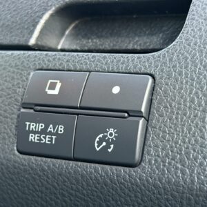 SERENA　セレナ　ハイウェイスター S-HYBRID Vセレクション【特別仕様車】【車検２年付】　