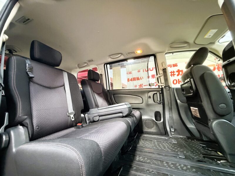 SERENA セレナ ハイウェイスター S-HYBRID Vセレクション【特別仕様車】【車検2年付】
