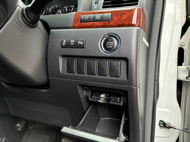 VELLFIRE ヴェルファイア 2.4Zプラチナセレクション【特別仕様車】【カスタム】【車検2年付】