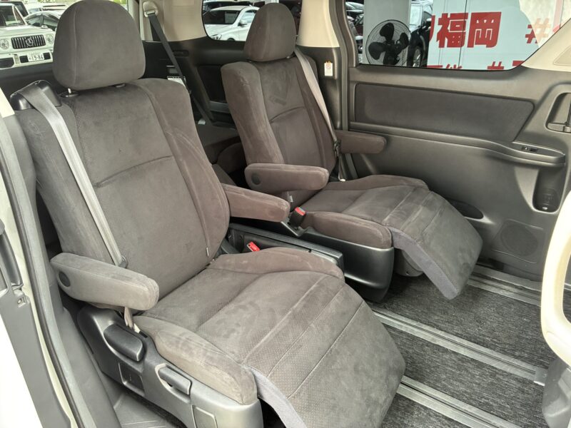 VELLFIRE ヴェルファイア 2.4Zプラチナセレクション【特別仕様車】【カスタム】【車検2年付】