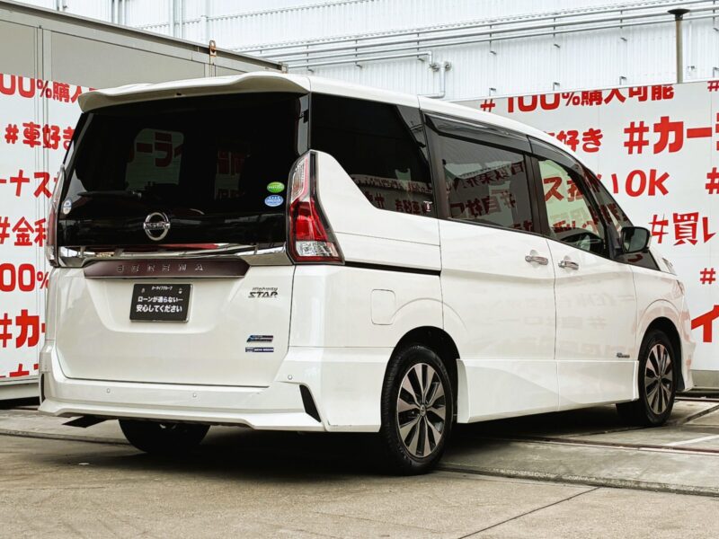 SERENA セレナ ハイウェイスター Vセレクション【特別仕様車】